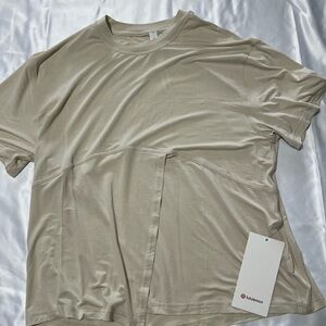 Lululemon Modal-Silk Blend
Tie-Front Yoga Tee